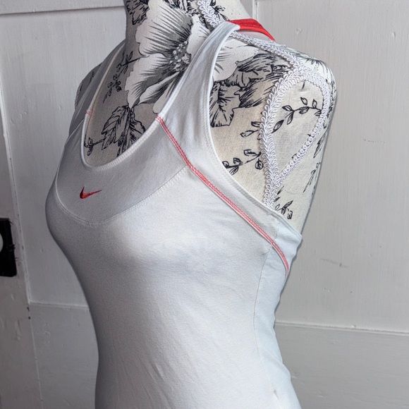 Nike White Tank Top with Red Accents - Picture 4 of 10